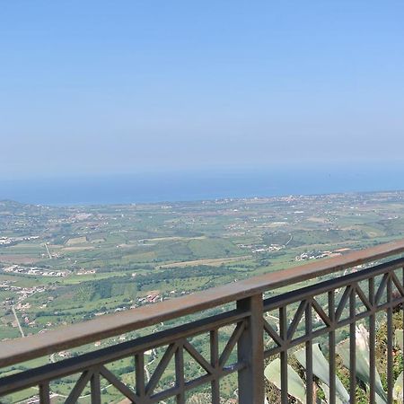 B&B Casa Antonia Trentinara ภายนอก รูปภาพ