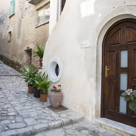 B&B Casa Antonia Trentinara ภายนอก รูปภาพ