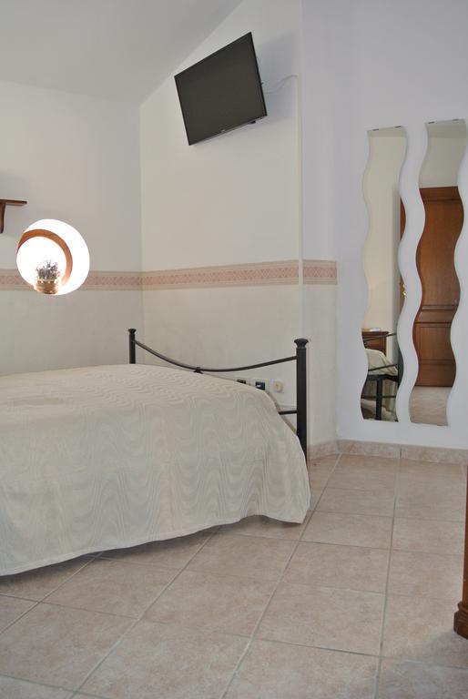 B&B Casa Antonia Trentinara ภายนอก รูปภาพ