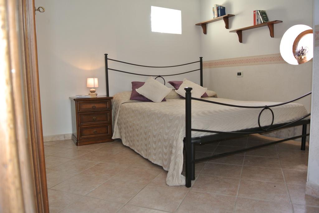 B&B Casa Antonia Trentinara ภายนอก รูปภาพ
