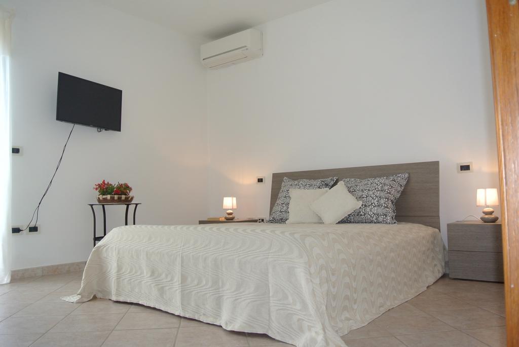 B&B Casa Antonia Trentinara ภายนอก รูปภาพ
