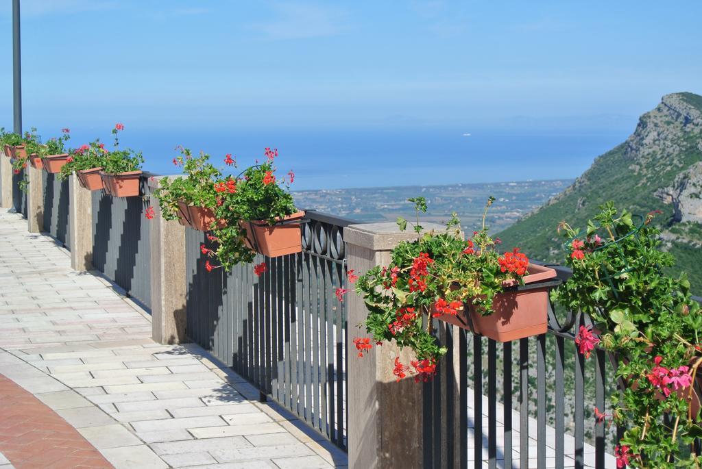 B&B Casa Antonia Trentinara ภายนอก รูปภาพ